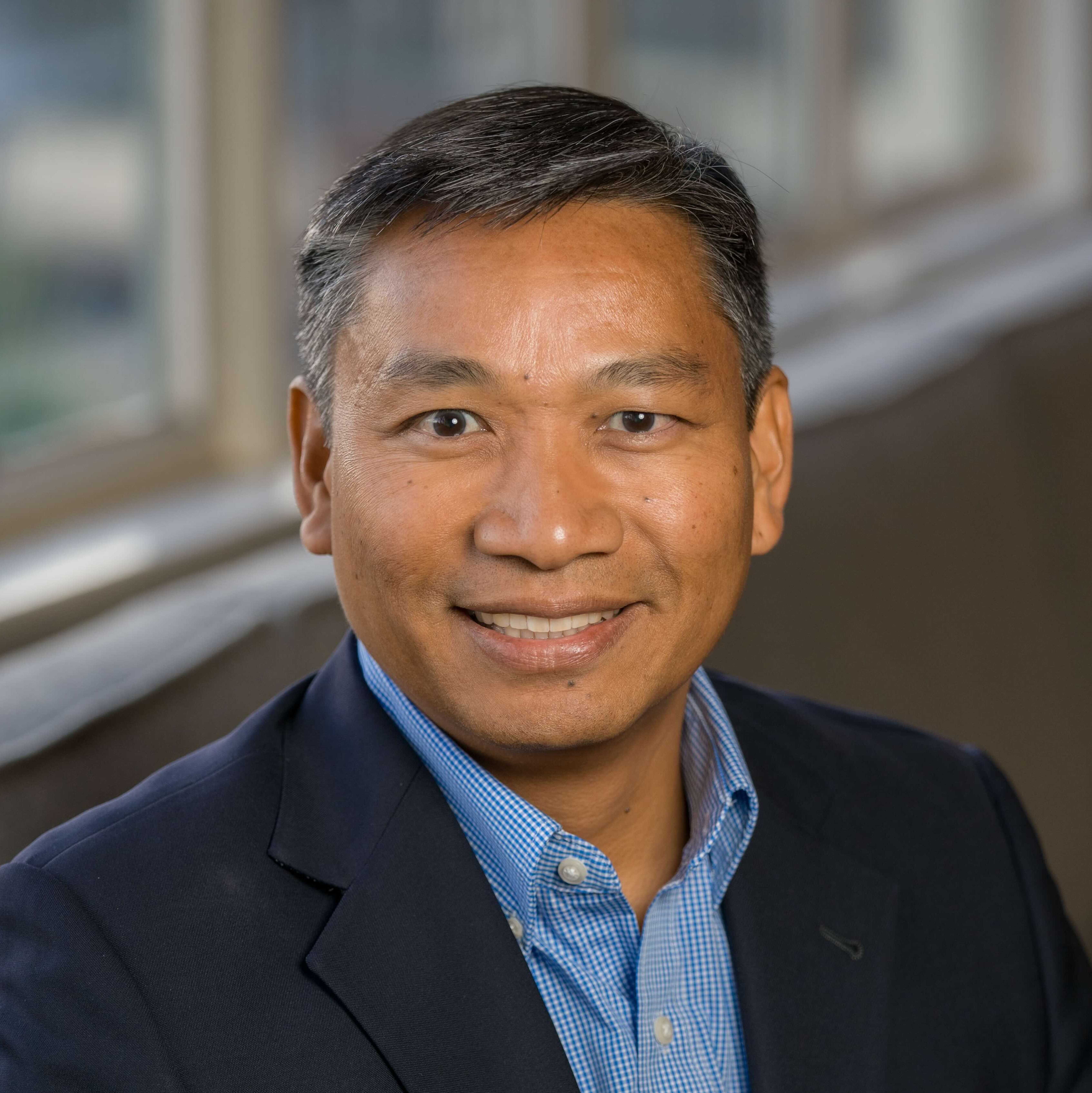Headshot of Phil Gutierrez.